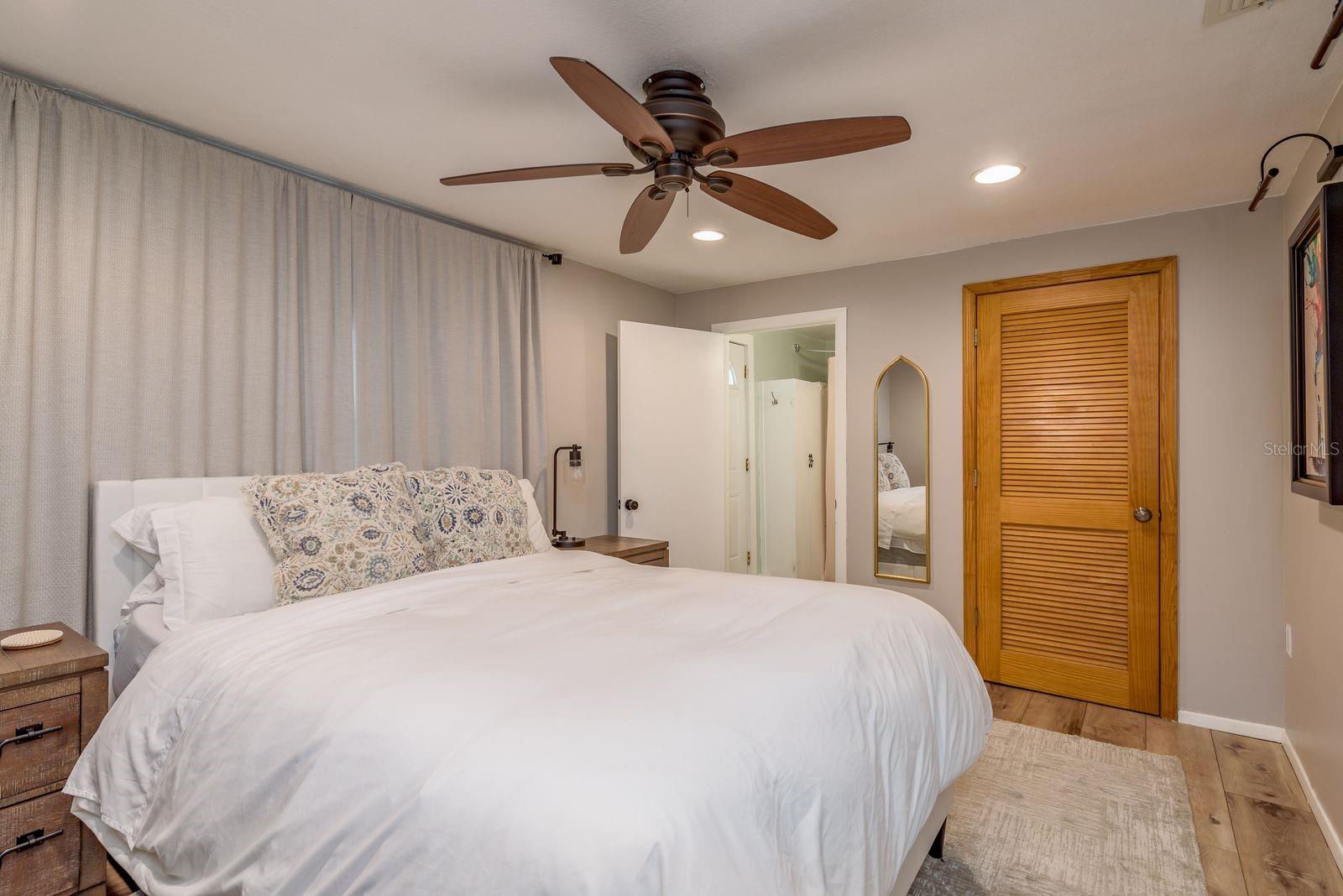 SUNSET RIDGE - Residential