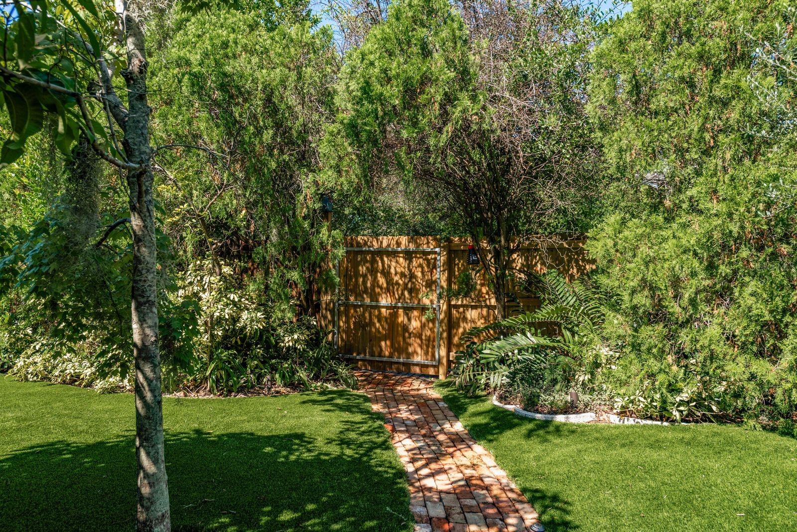 SUNSET RIDGE - Residential