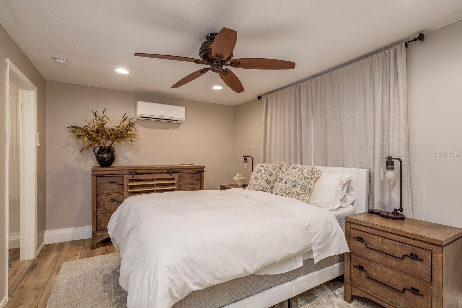 SUNSET RIDGE - Residential