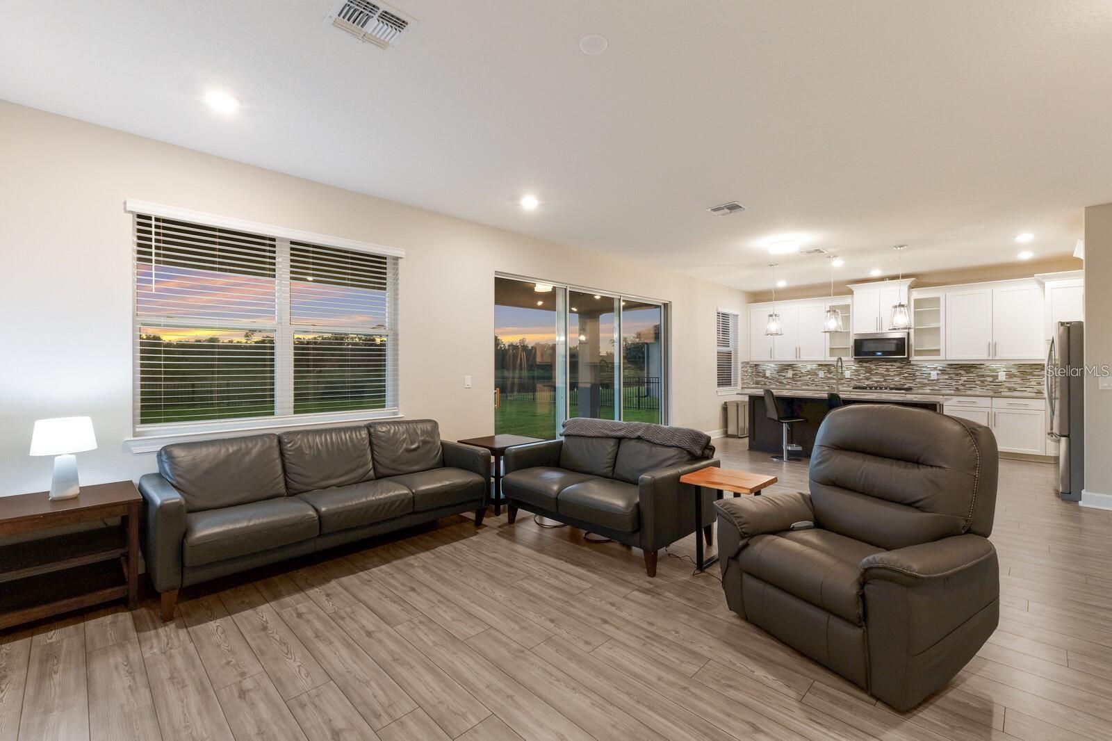 SAVANNA AT LAKEWOOD RANCH - Residential Lease