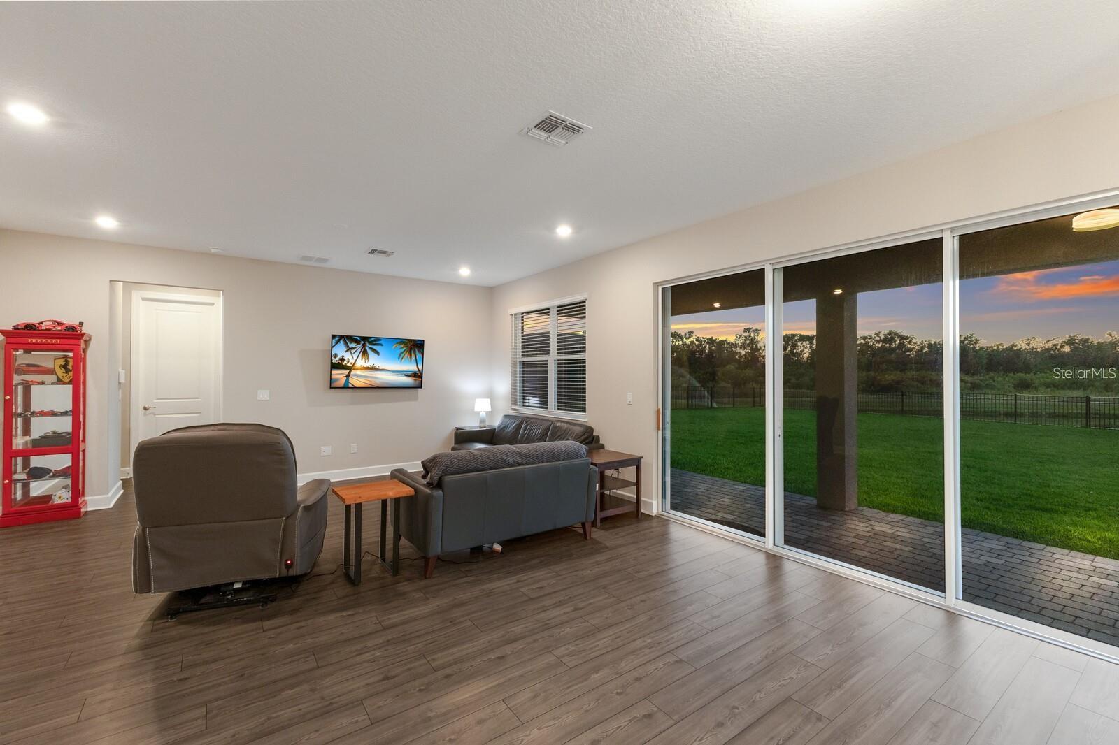 SAVANNA AT LAKEWOOD RANCH - Residential Lease