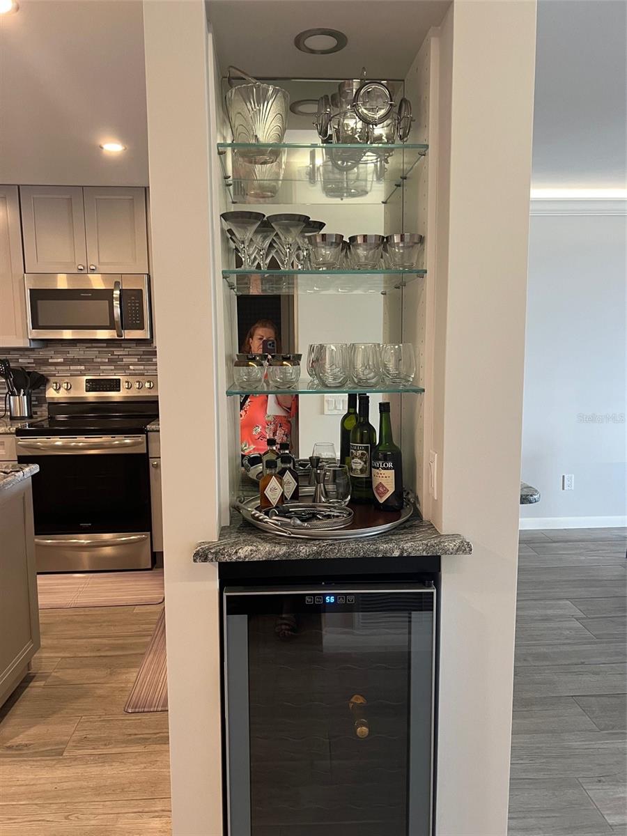 REGATTA POINTE CONDO PH I - Residential Lease