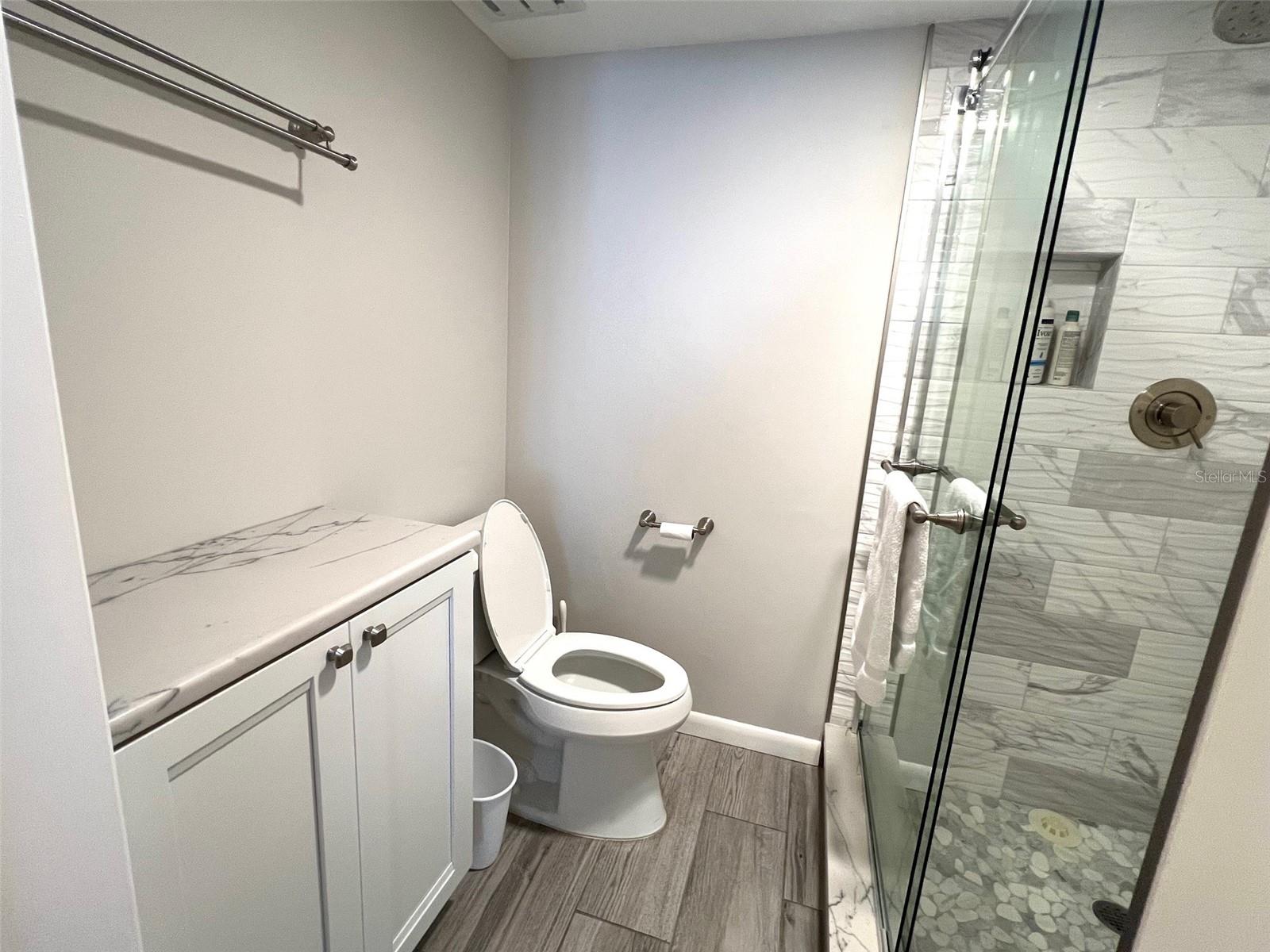 REGATTA POINTE CONDO PH I - Residential Lease