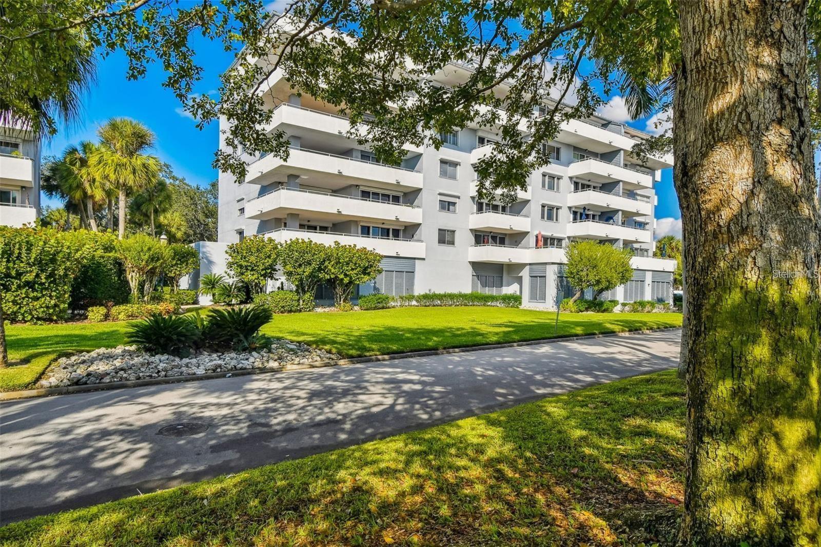 REGATTA POINTE CONDO PH I - Residential Lease