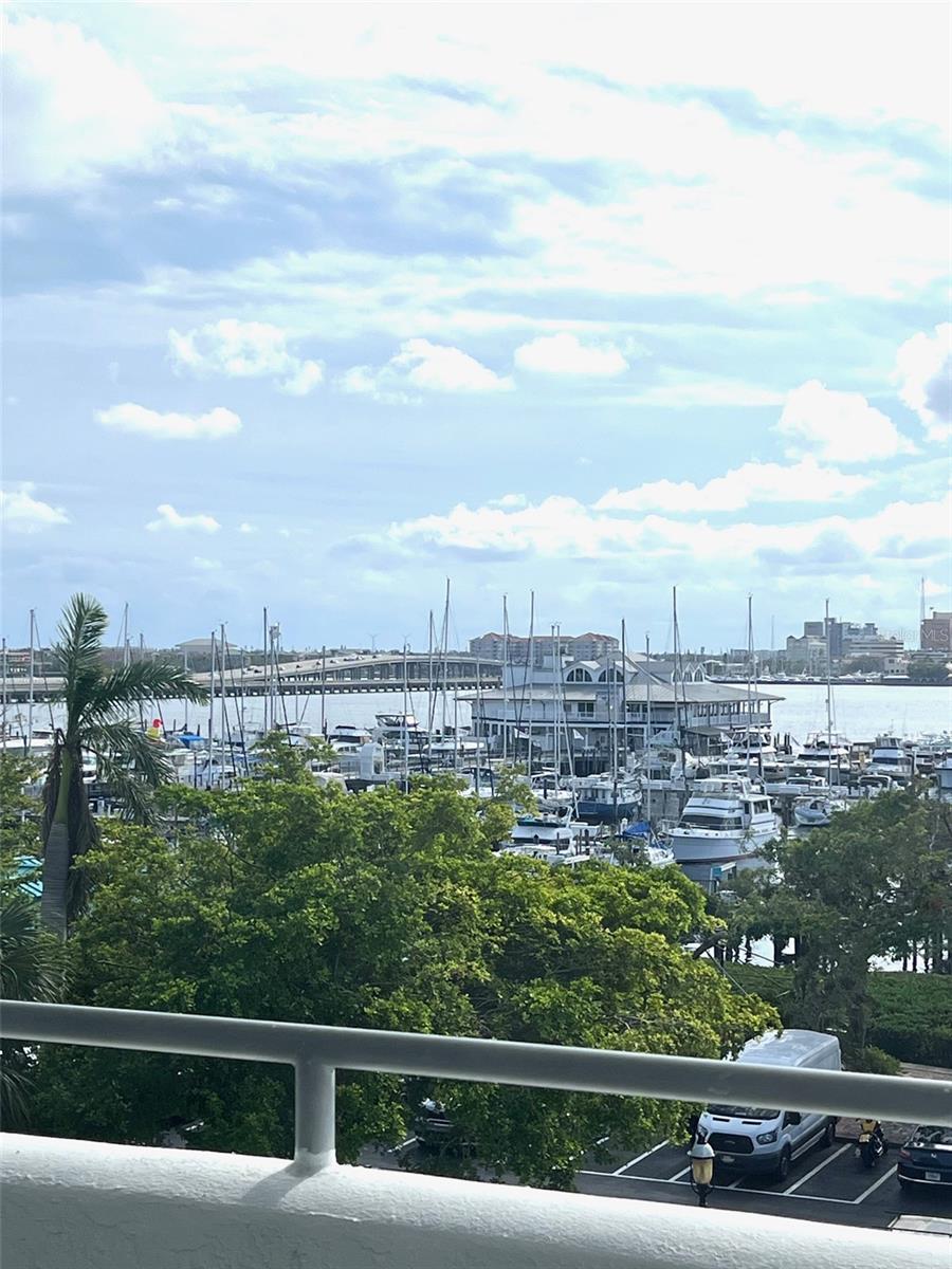 REGATTA POINTE CONDO PH I - Residential Lease