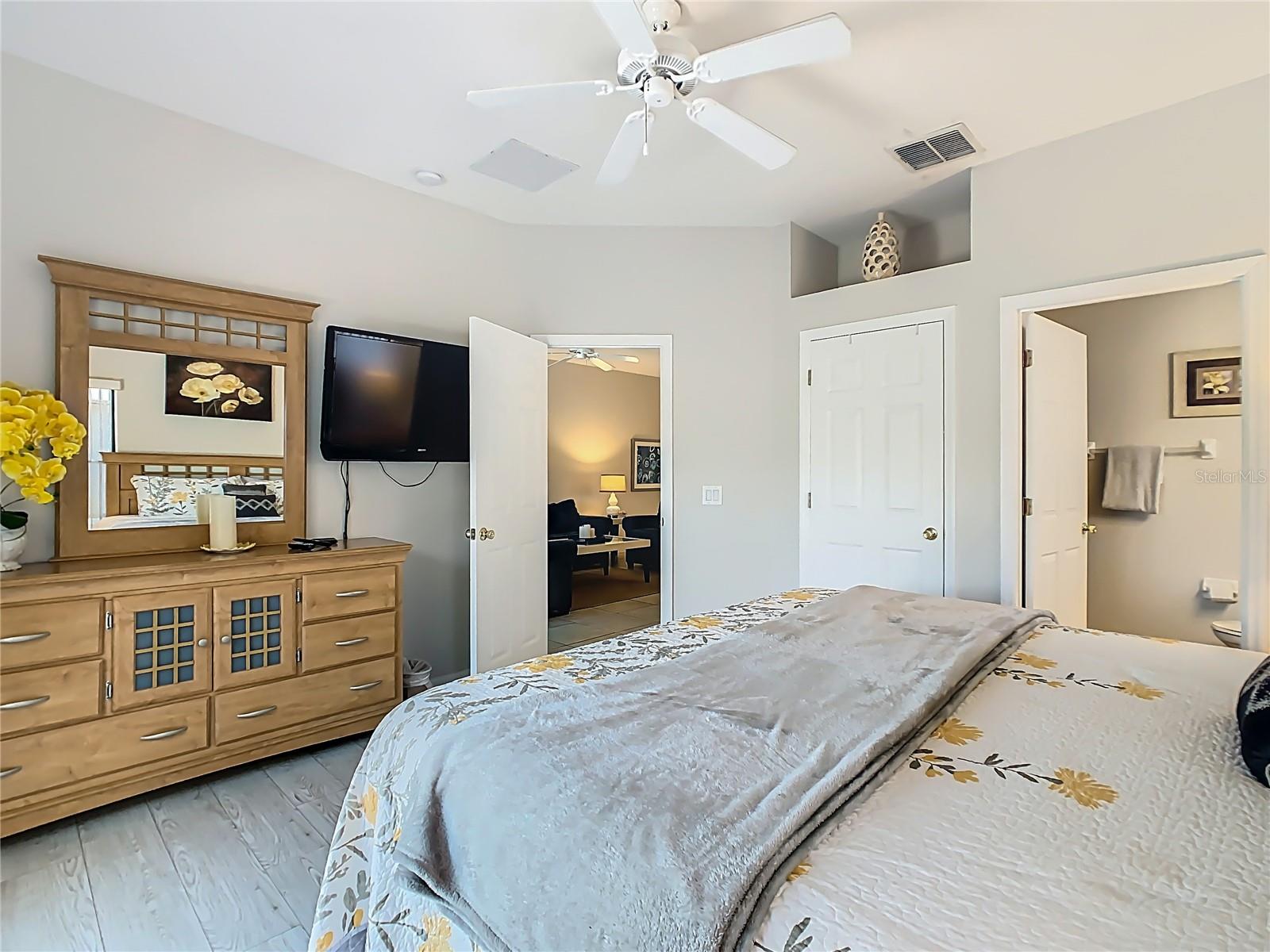 HIGH GROVE UNIT 02 - Residential