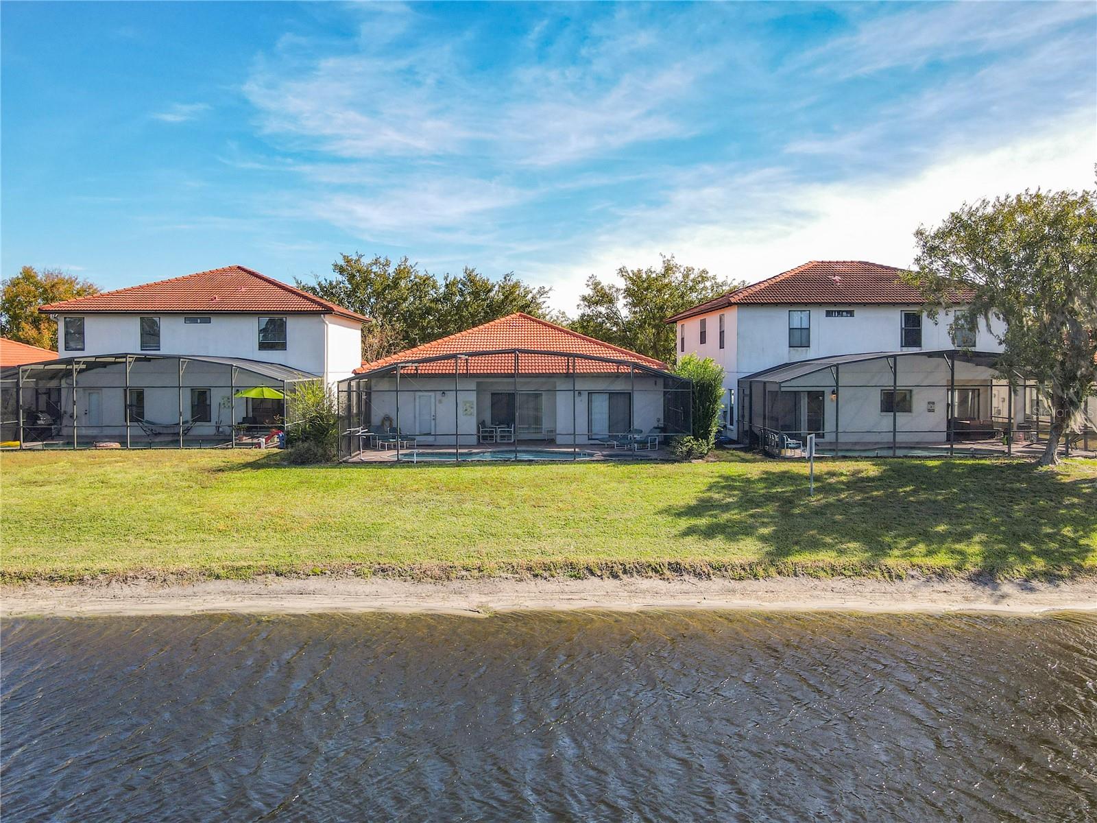 HIGH GROVE UNIT 02 - Residential