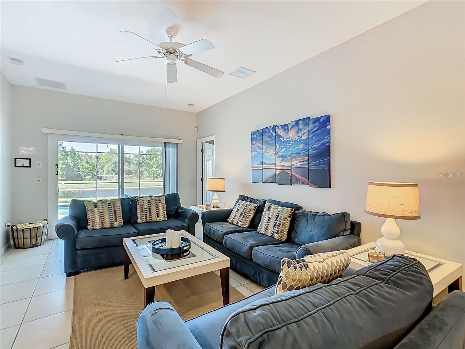 HIGH GROVE UNIT 02 - Residential