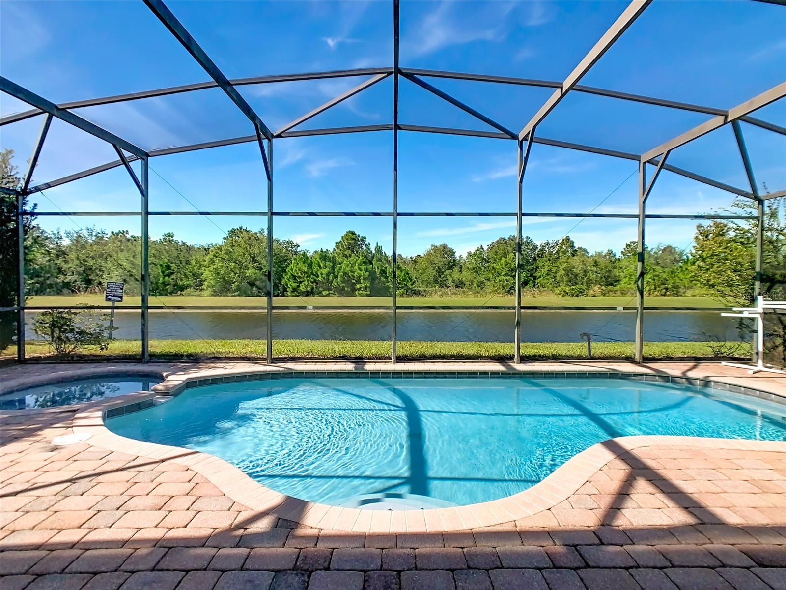 HIGH GROVE UNIT 02 - Residential