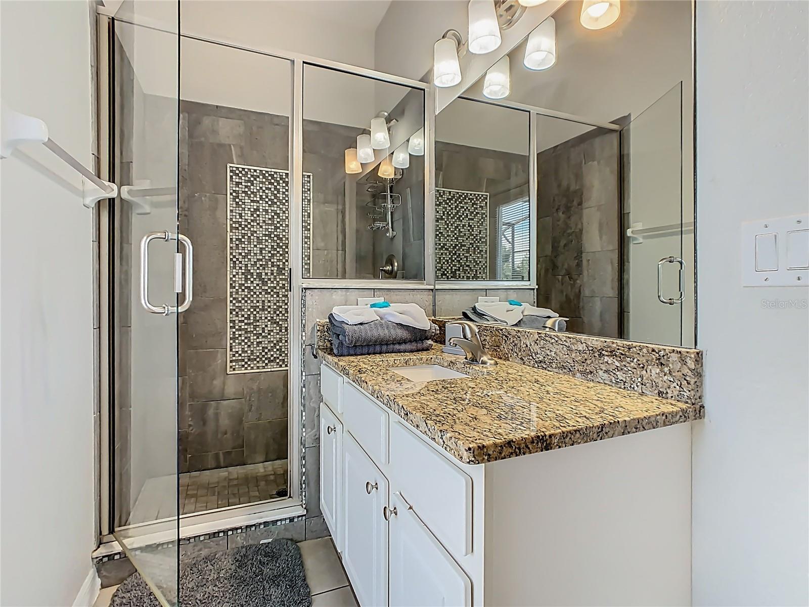 HIGH GROVE UNIT 02 - Residential