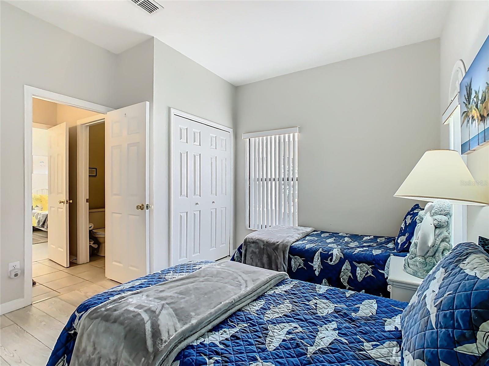 HIGH GROVE UNIT 02 - Residential