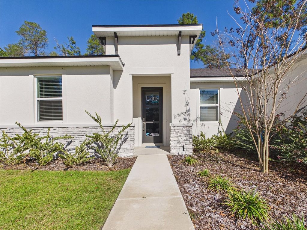 Photo of 8499 N Inca Way, Dunnellon, FL 34434 (MLS # OM718944)