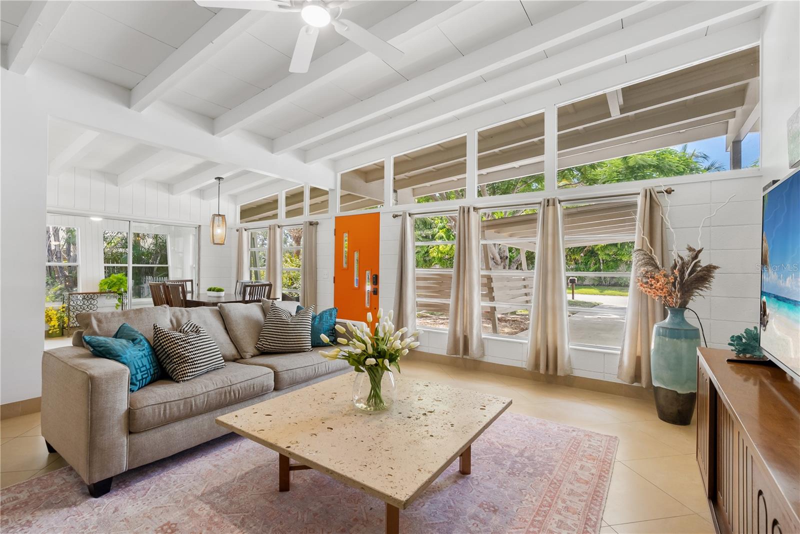 SOUTH GATE - Residential Lease