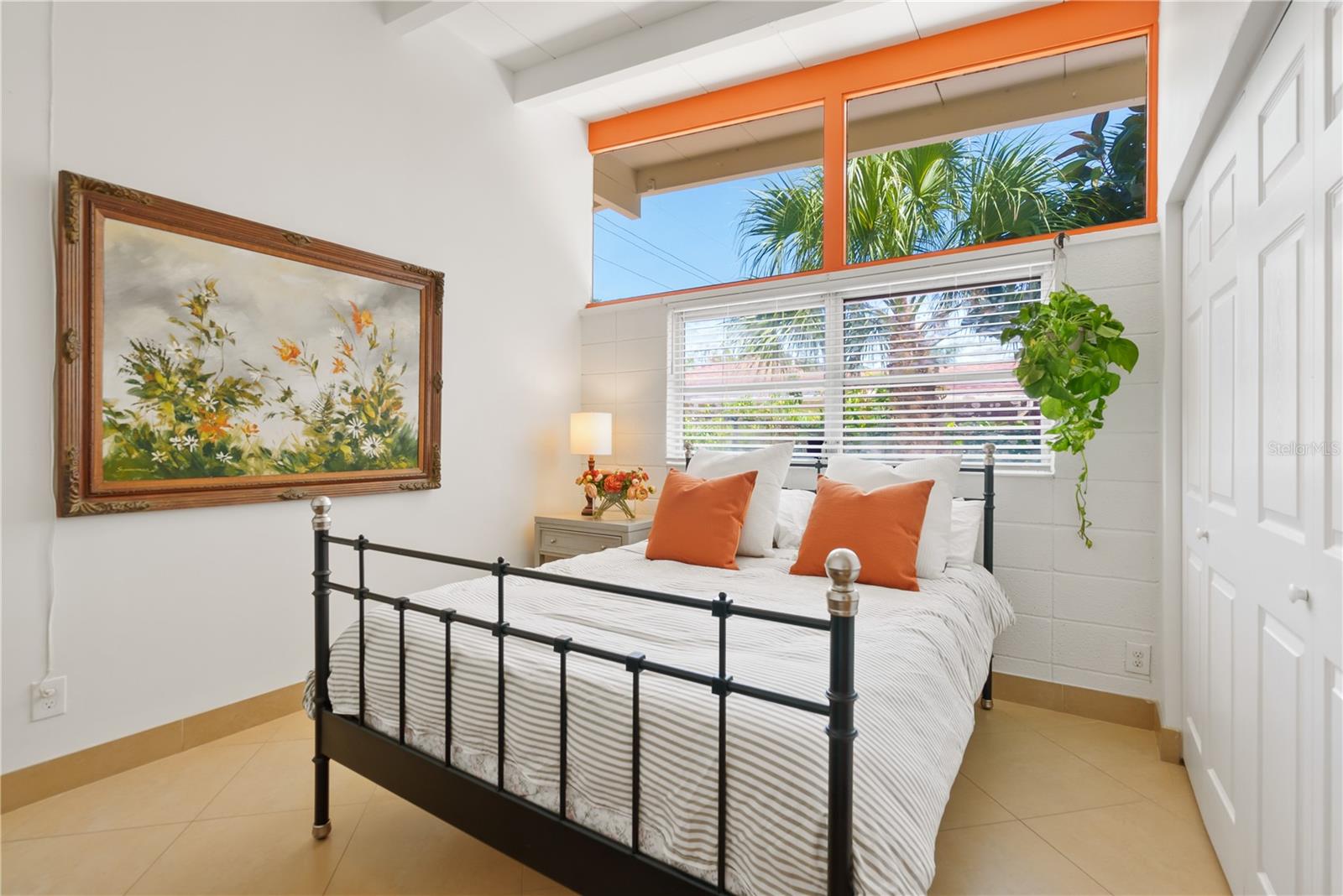 SOUTH GATE - Residential Lease