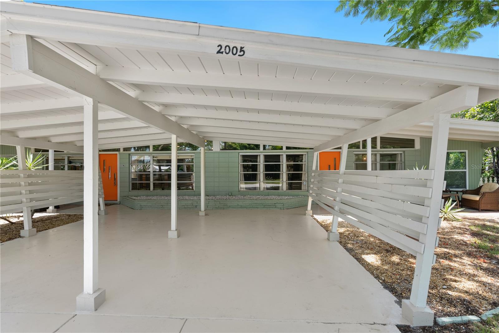 SOUTH GATE - Residential Lease