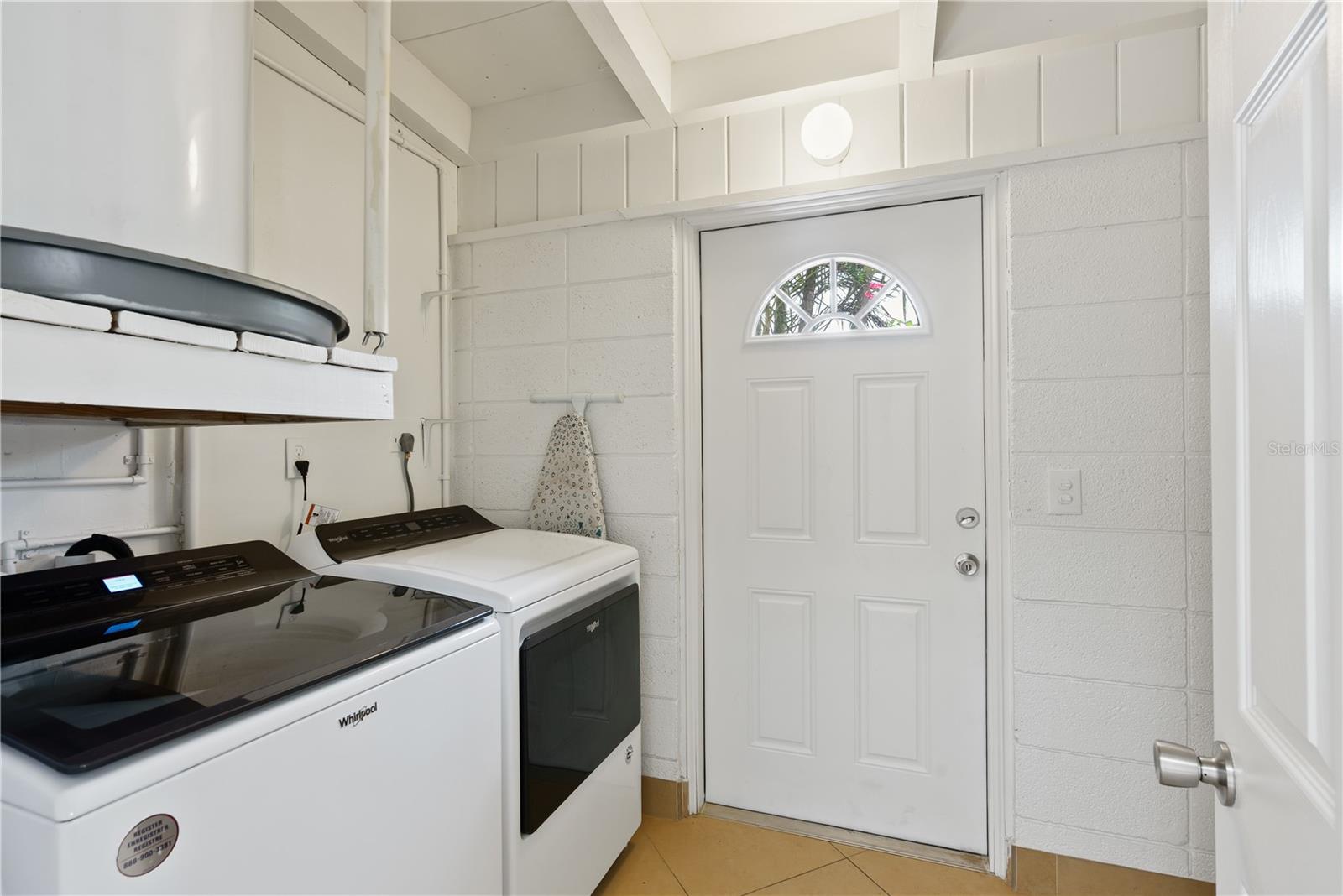 SOUTH GATE - Residential Lease