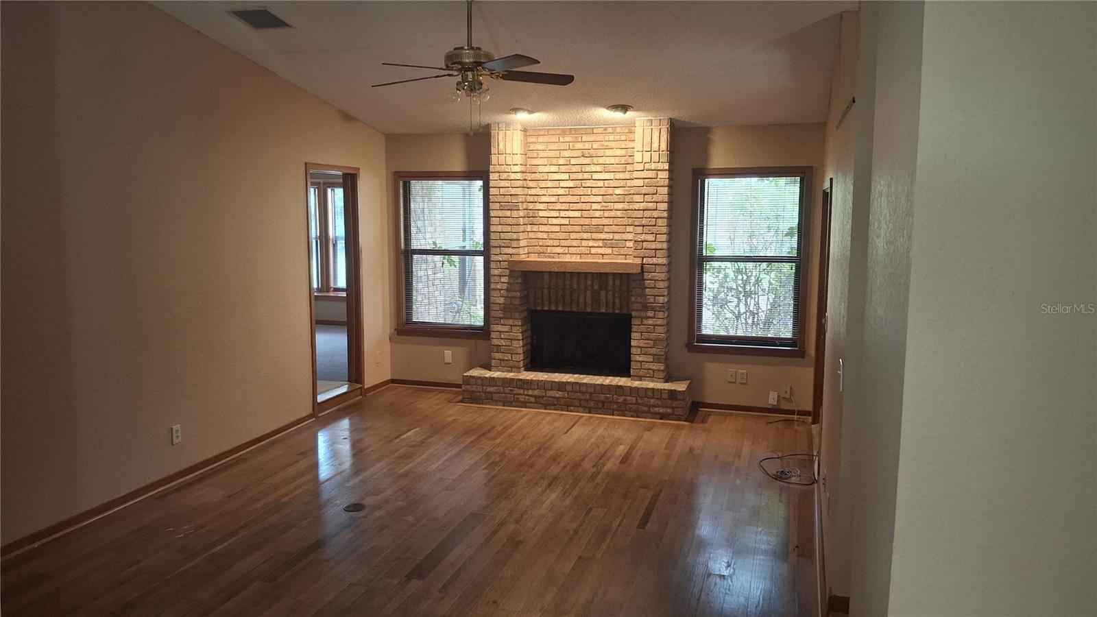 900 RED FOX ROAD