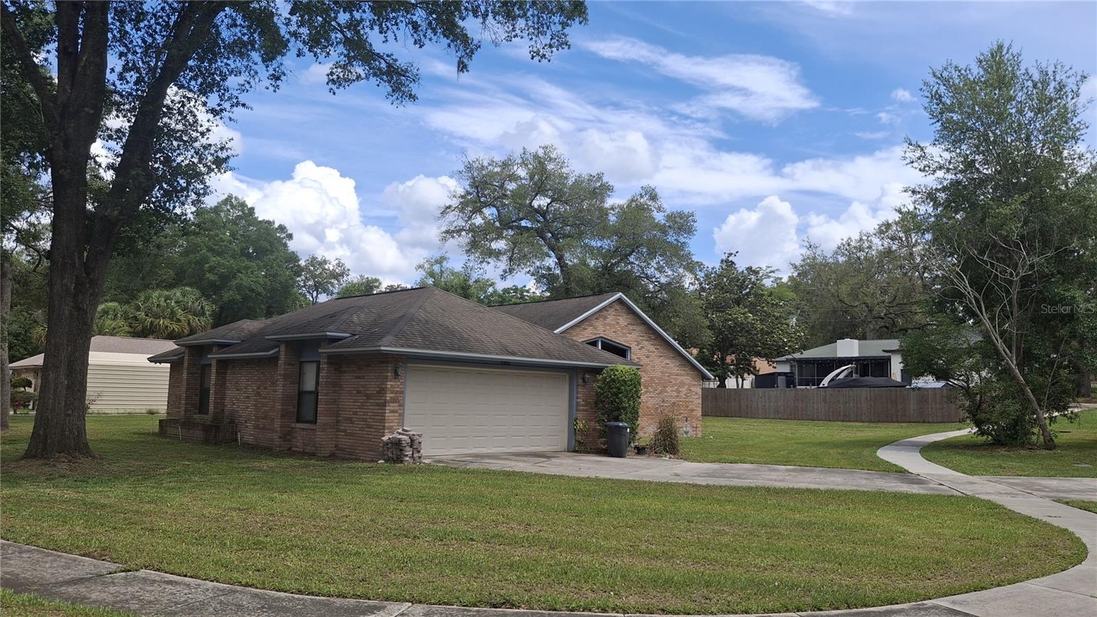 900 RED FOX ROAD