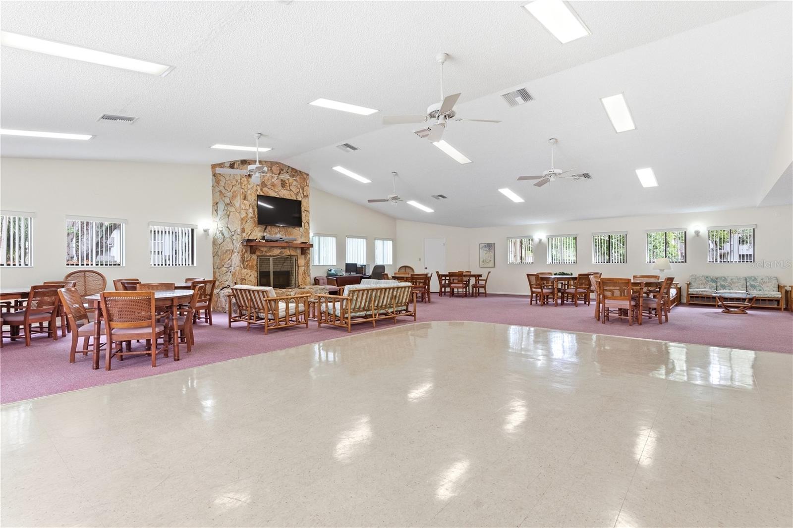 YORKTOWN AT BEACON PLACE - Residential