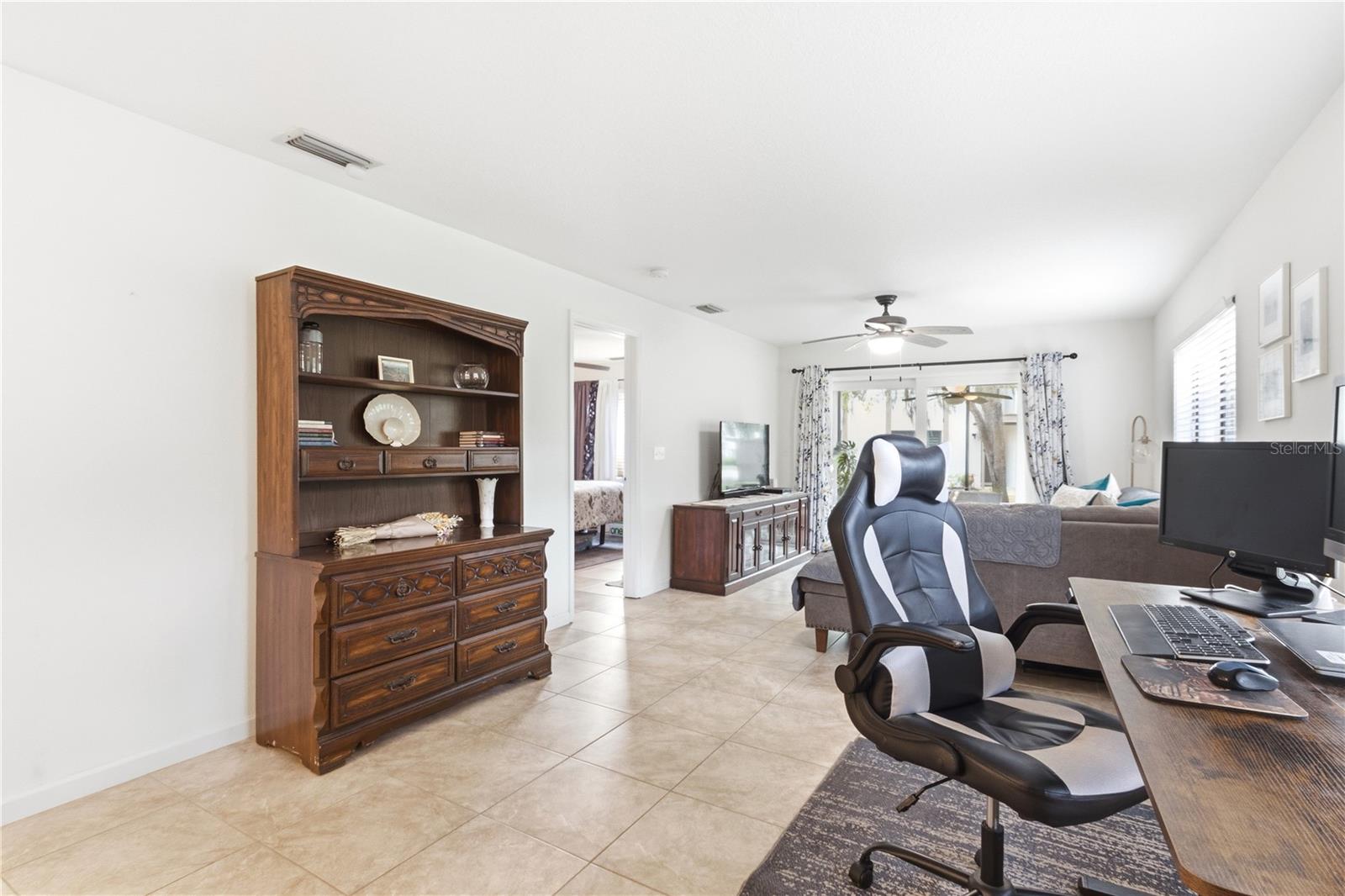 YORKTOWN AT BEACON PLACE - Residential