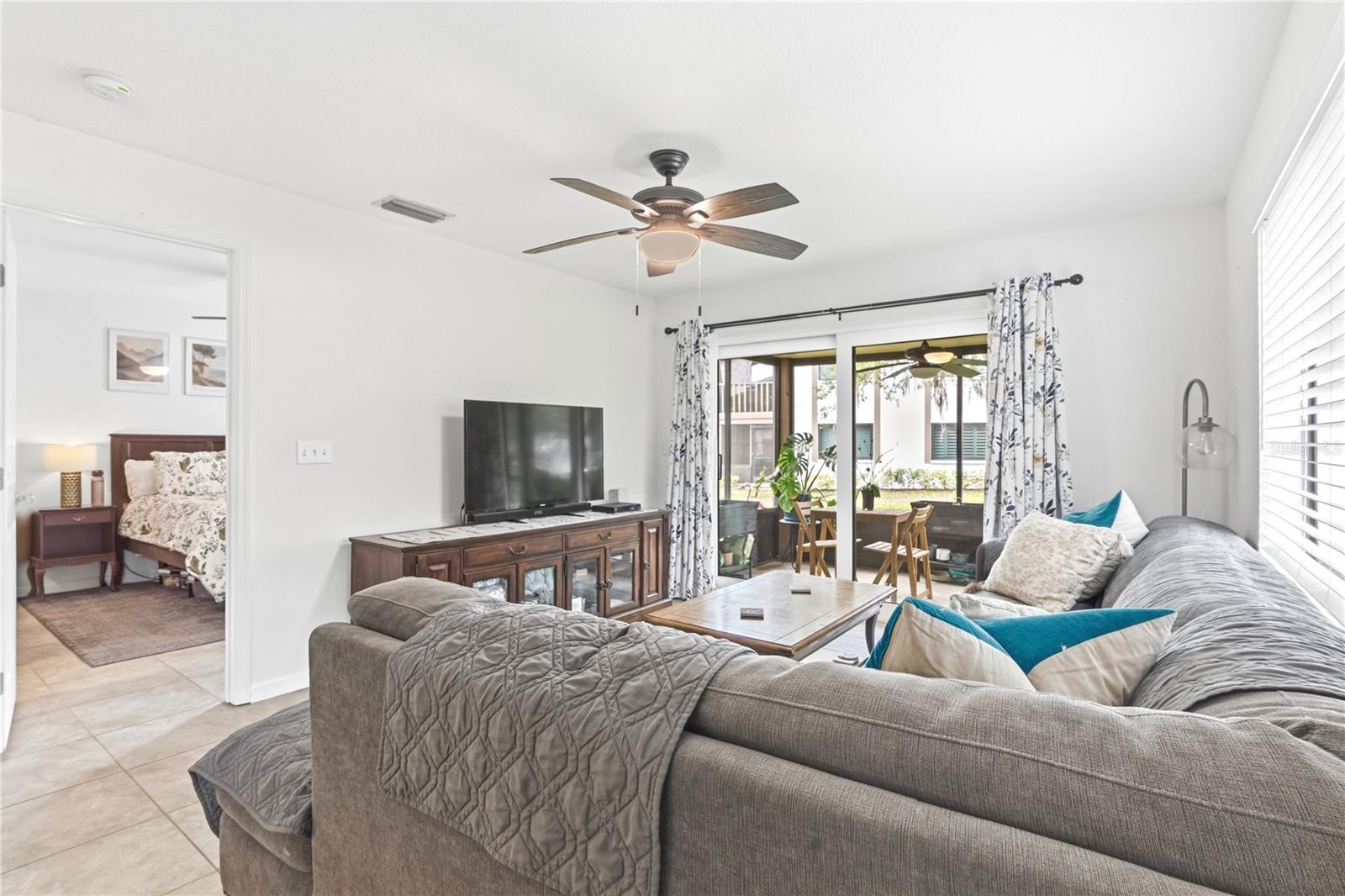 YORKTOWN AT BEACON PLACE - Residential