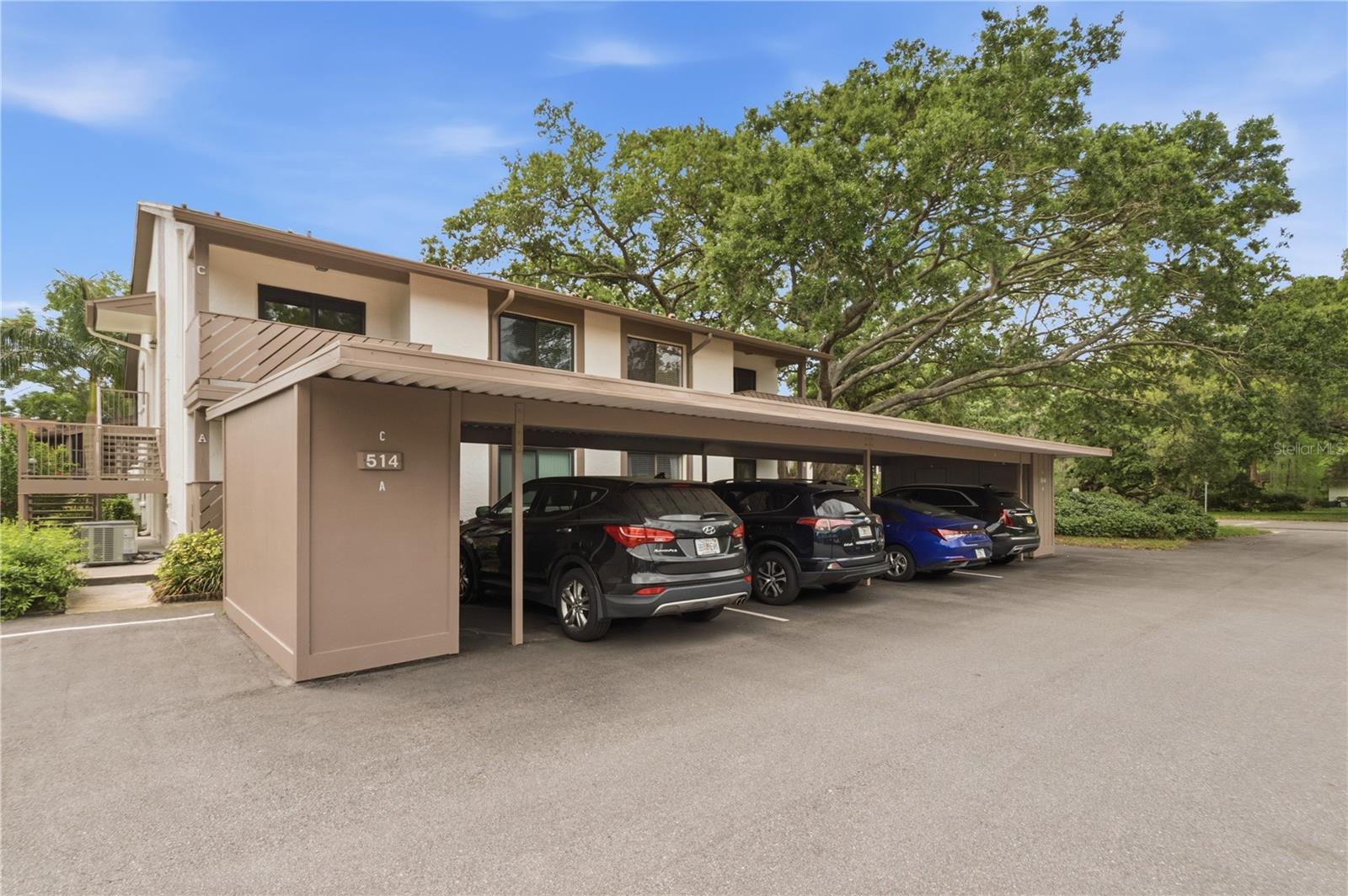 514 LONGFELLOW COURT B