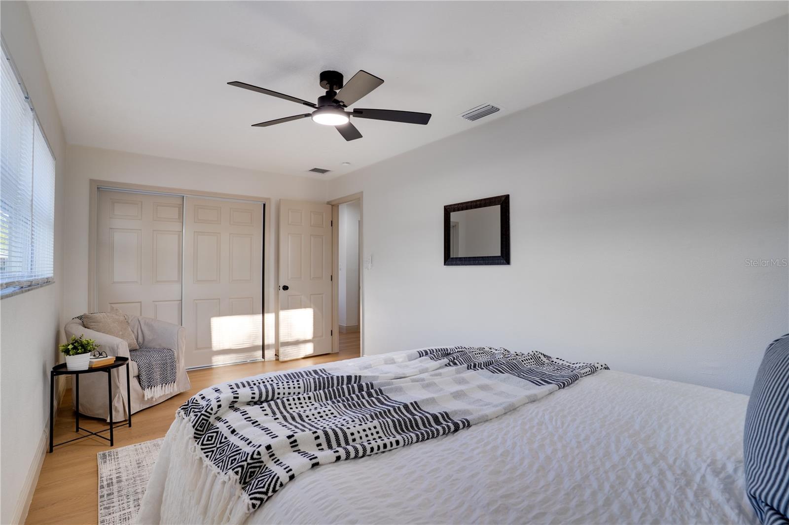 MEADOW LAWN 15TH ADD - Residential