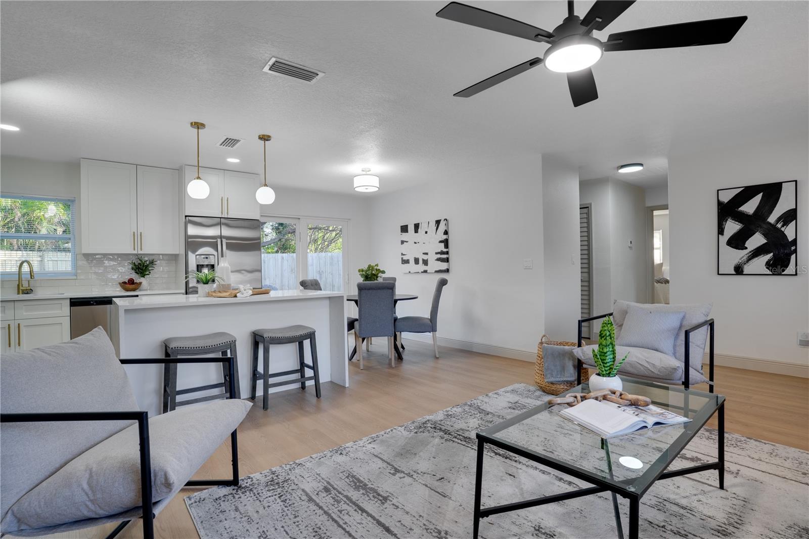 MEADOW LAWN 15TH ADD - Residential