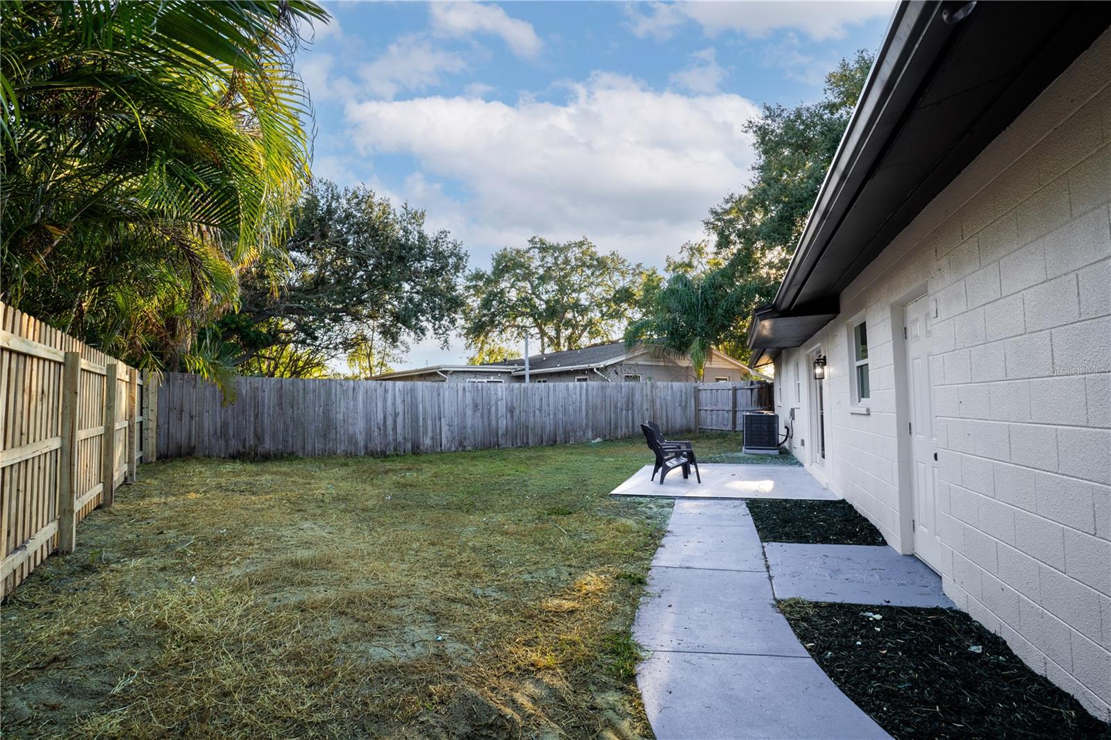 MEADOW LAWN 15TH ADD - Residential