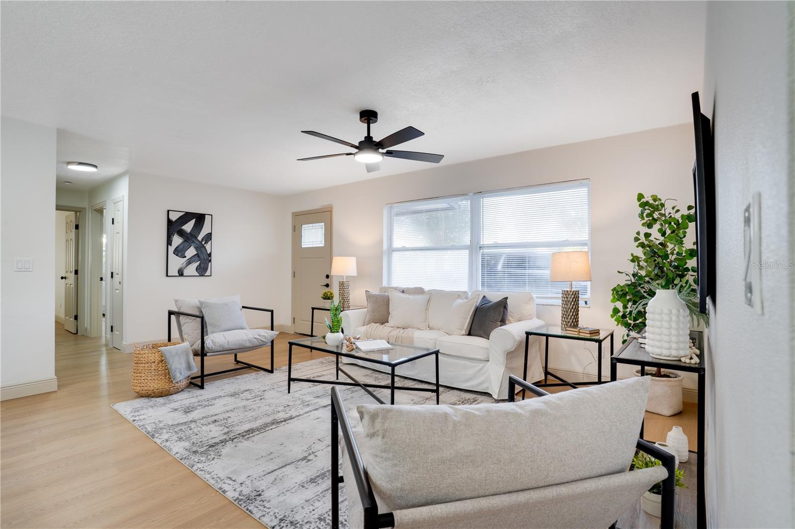 MEADOW LAWN 15TH ADD - Residential