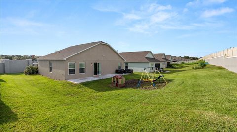 A home in LAKELAND