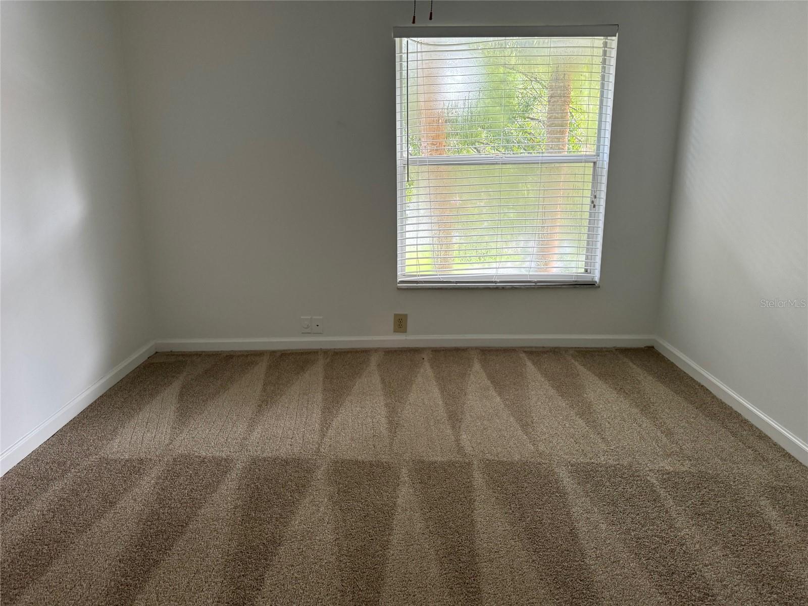 SIESTA LAGO CONDOS - Residential Lease