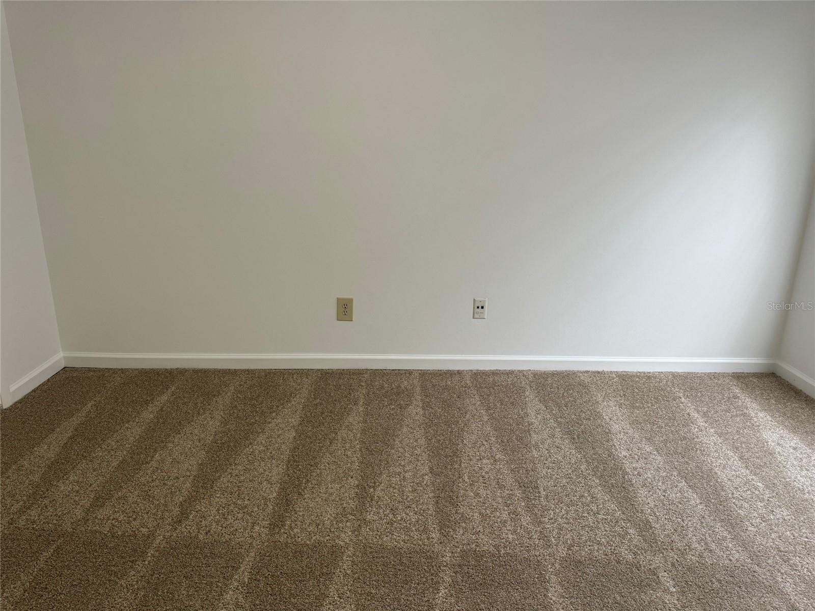 SIESTA LAGO CONDOS - Residential Lease