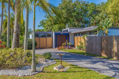 A home in PINELLAS PARK