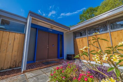 A home in PINELLAS PARK