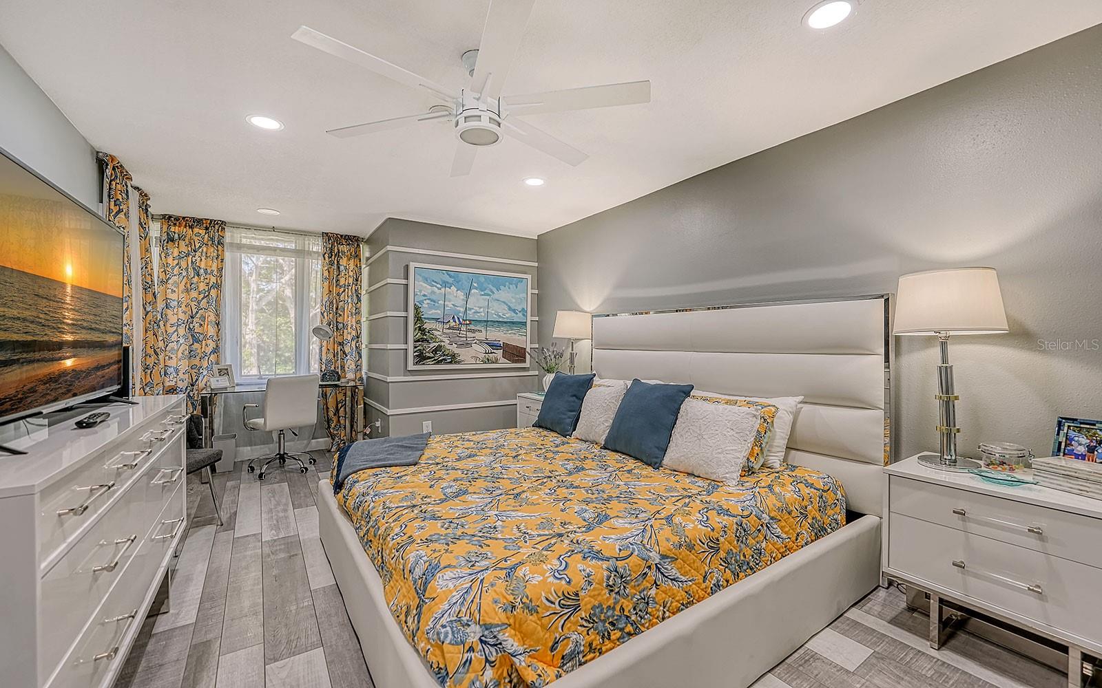 BAYPORT BCH & TEN PH D - Residential Lease