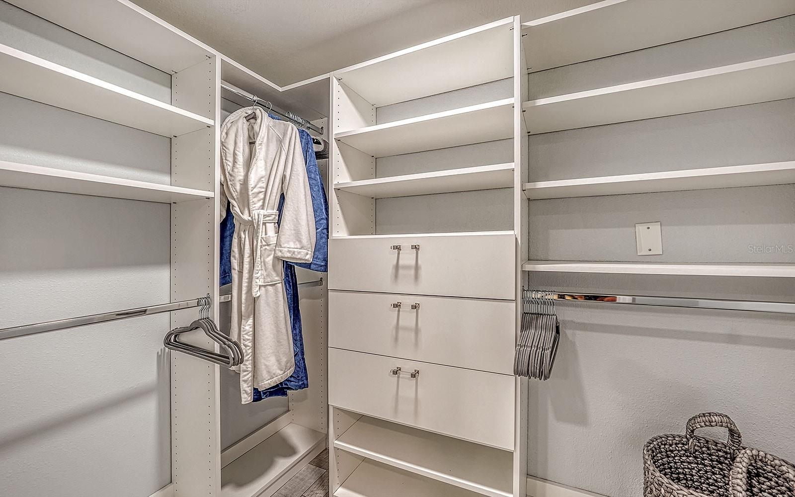 BAYPORT BCH & TEN PH D - Residential Lease