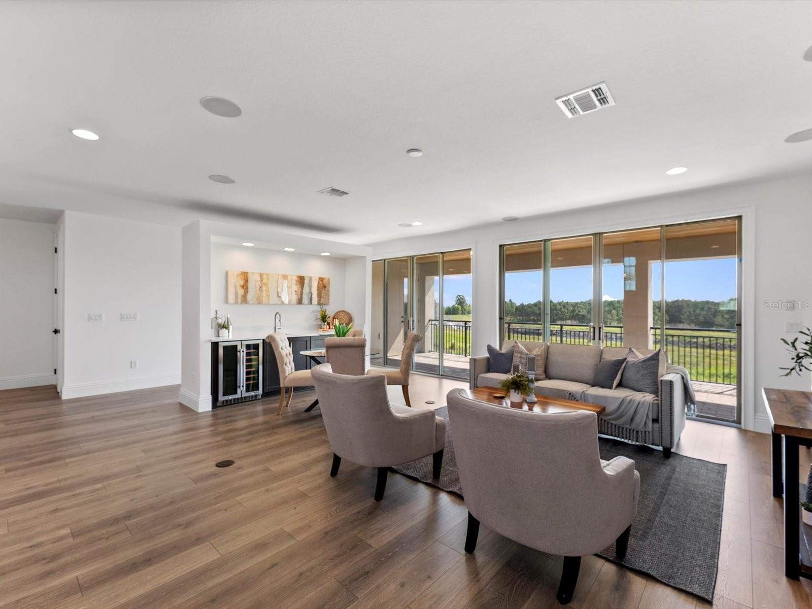 EAGLE CREEK - Residential