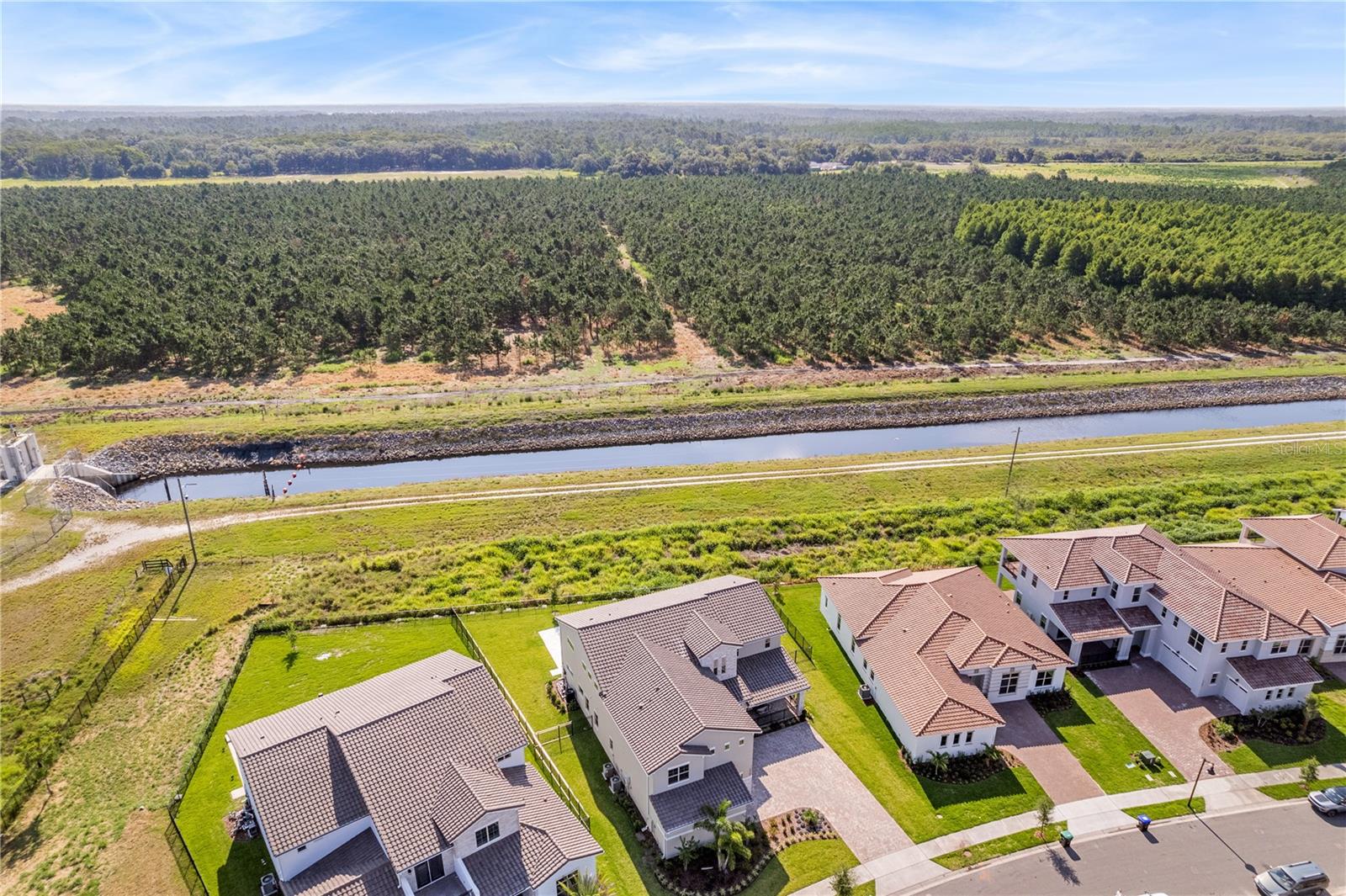 EAGLE CREEK - Residential
