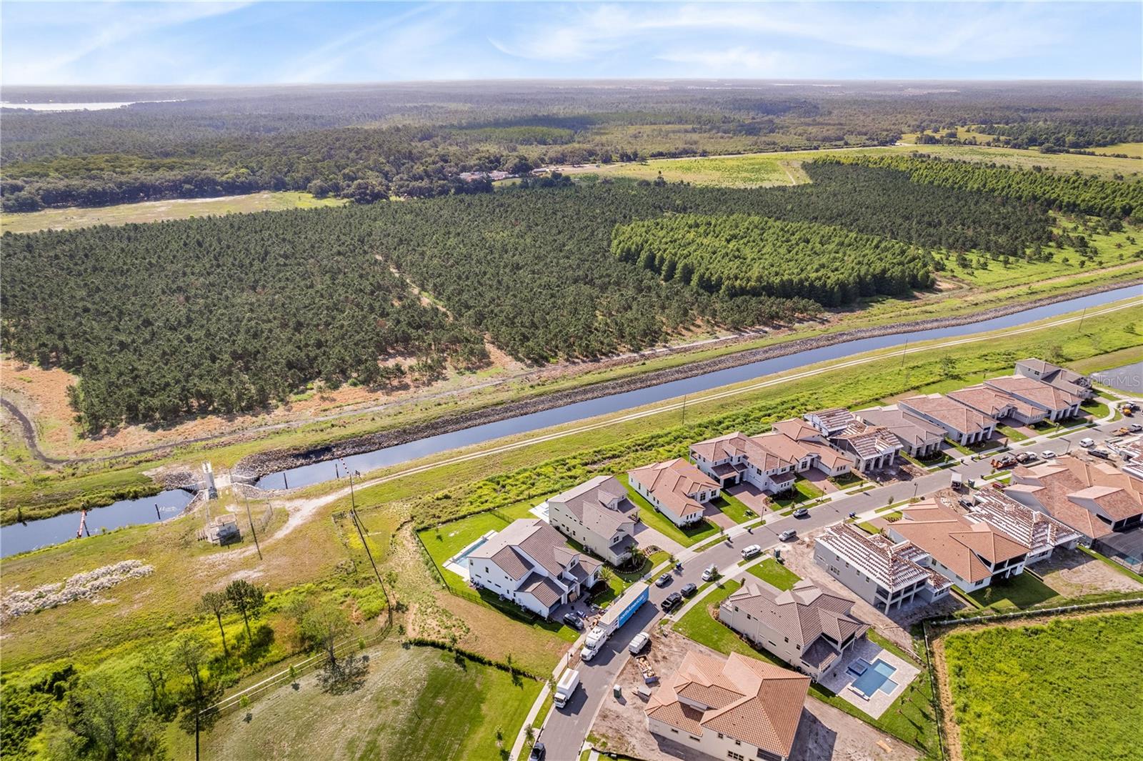 EAGLE CREEK - Residential