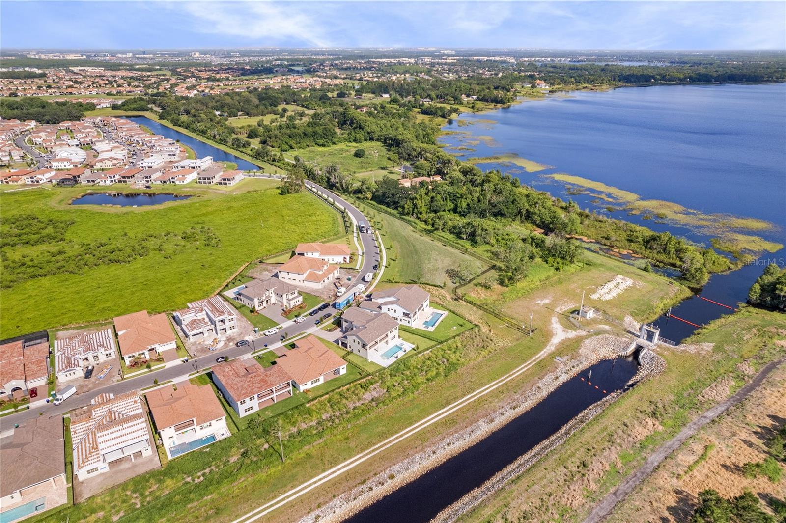 EAGLE CREEK - Residential
