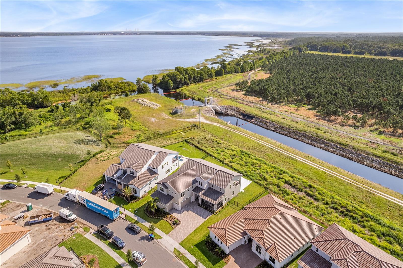 EAGLE CREEK - Residential
