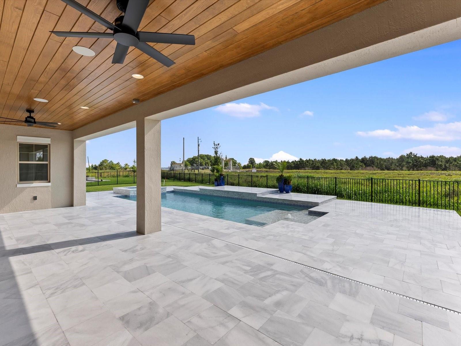 EAGLE CREEK - Residential