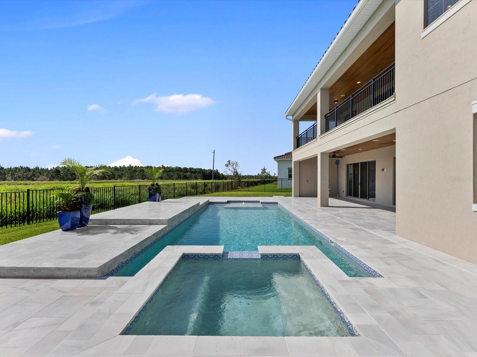 EAGLE CREEK - Residential