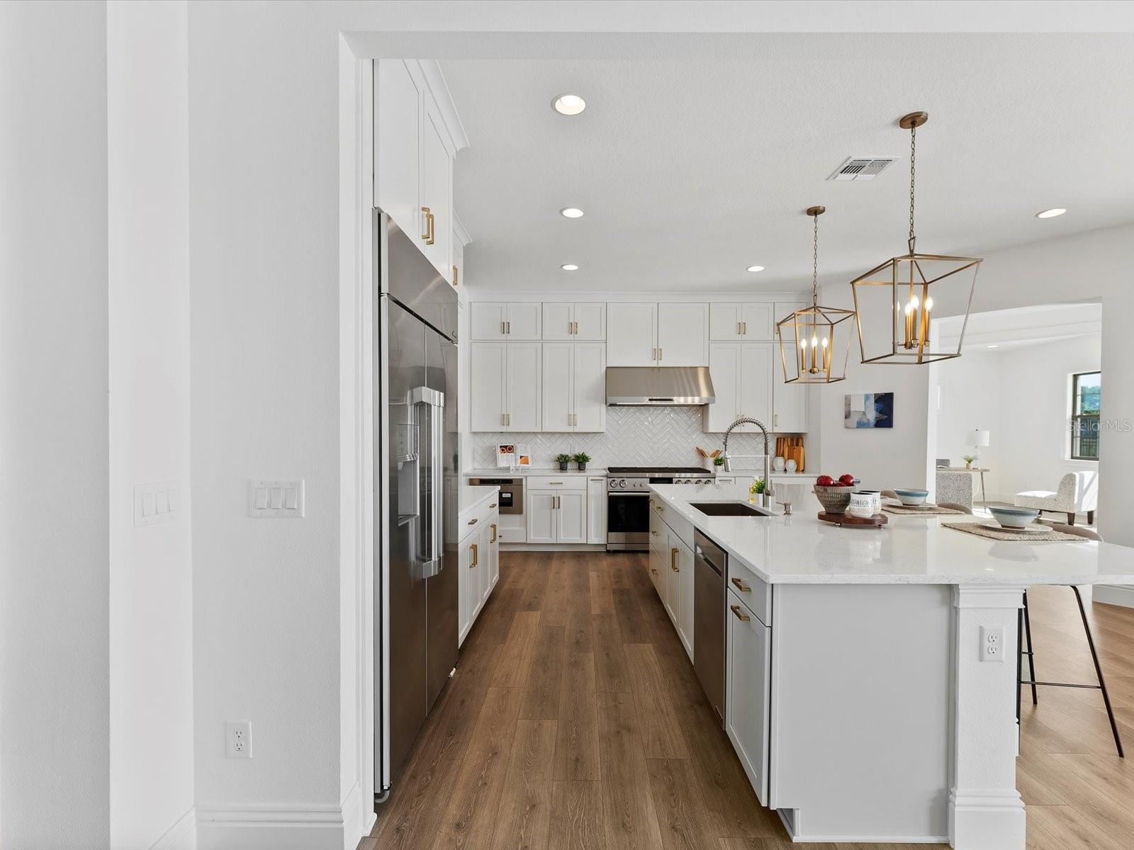 EAGLE CREEK - Residential