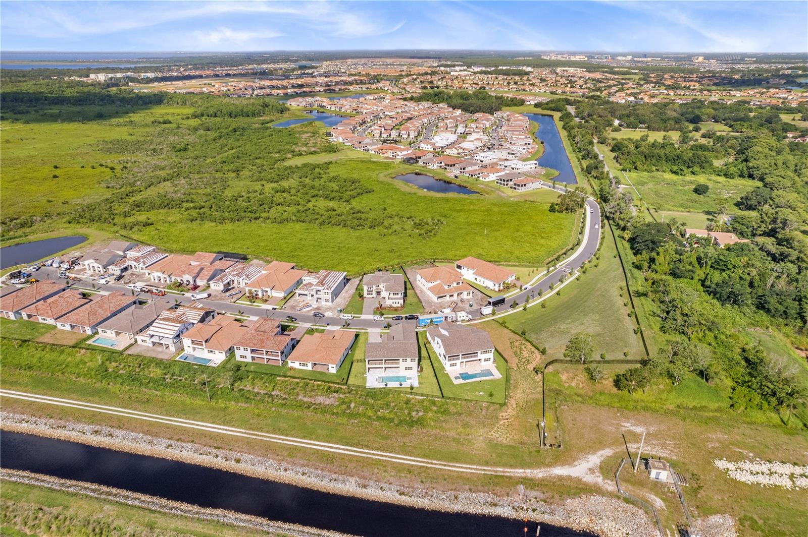EAGLE CREEK - Residential
