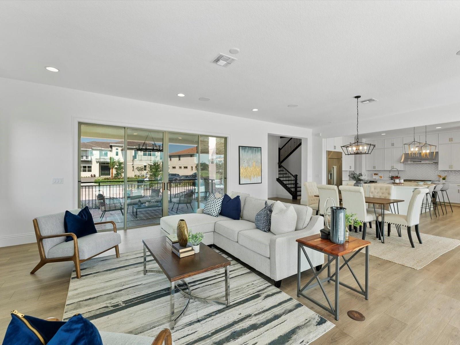 EAGLE CREEK - Residential
