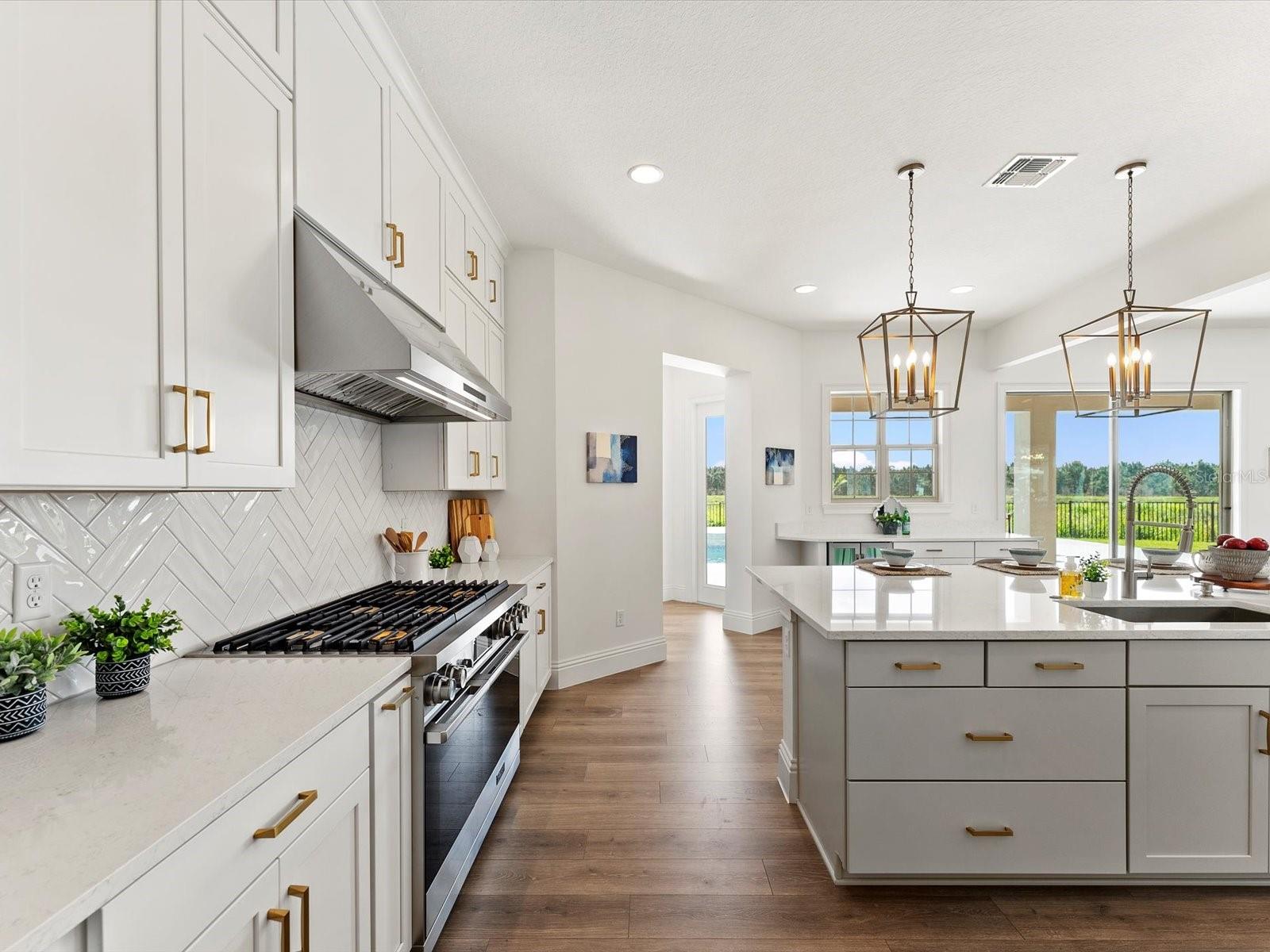 EAGLE CREEK - Residential