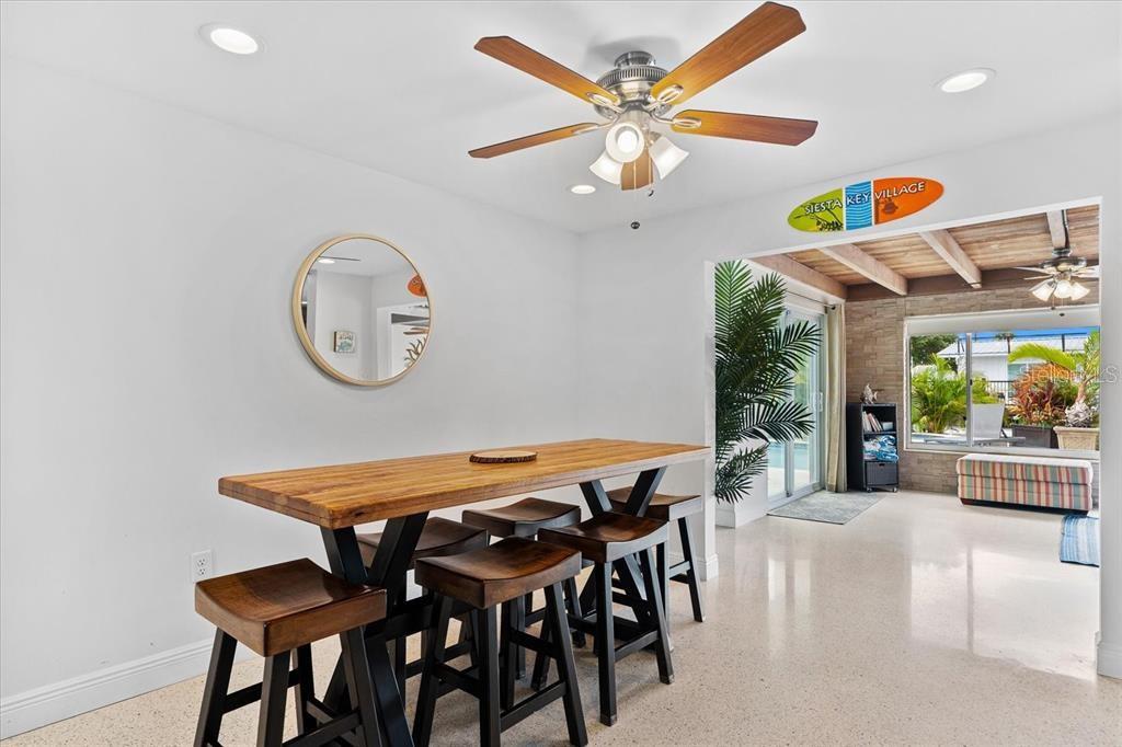 SIESTA MANOR SEC 2 - Residential Lease