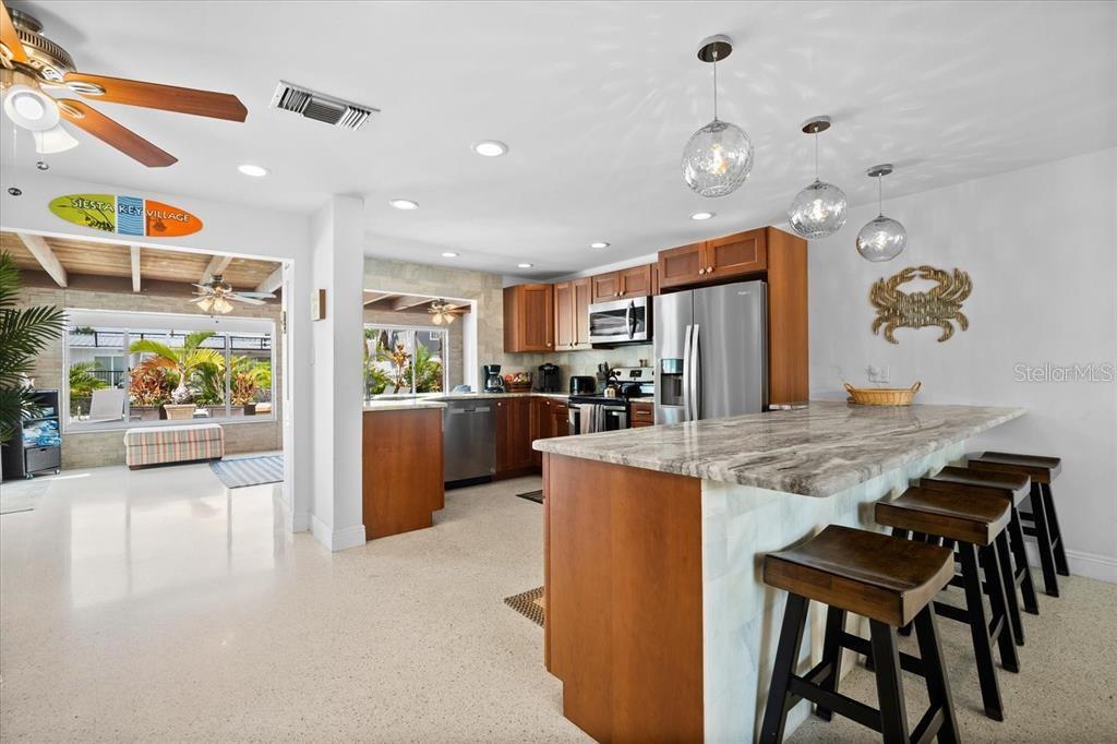 SIESTA MANOR SEC 2 - Residential Lease